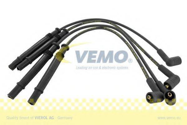 Комплект проводов зажигания V46-70-0027 VEMO